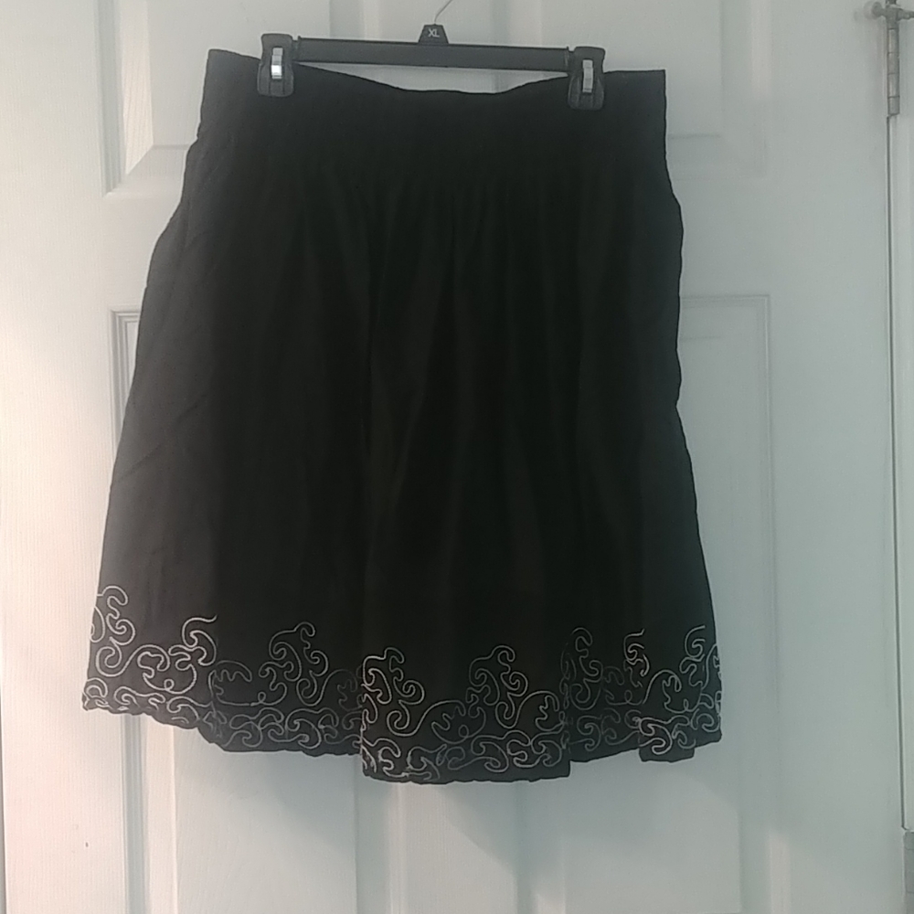 Black XL Skirt with white design